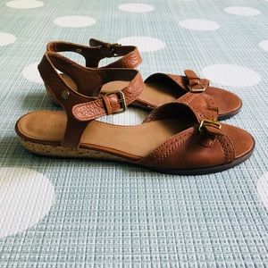 Gently worn G.H.Bass & Co small wedge flat sandals